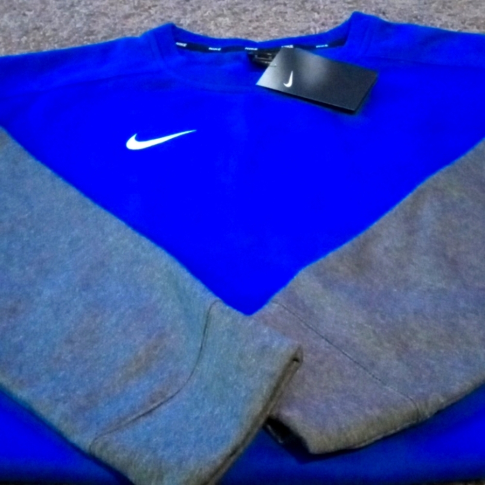 Nike Sweatshirt